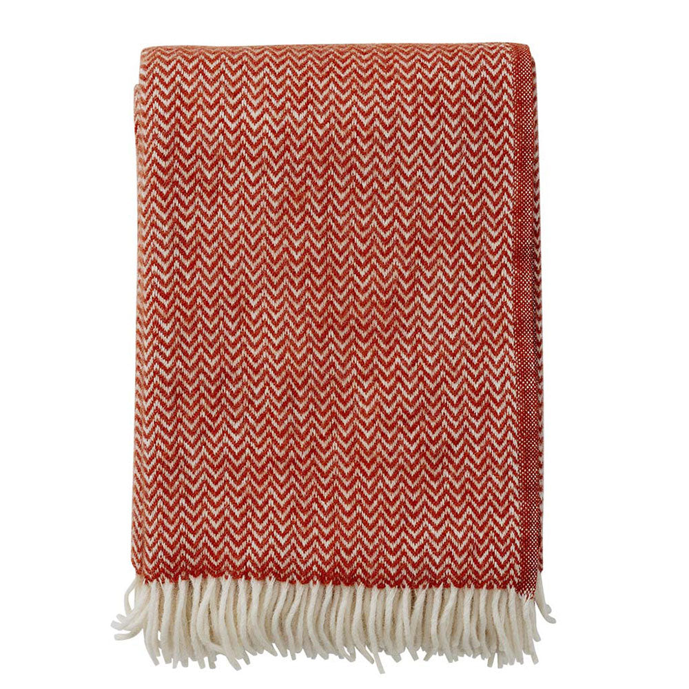 Klippan Wolldecke Chevron ruby red
