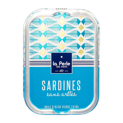 Skinless and boneless sardines