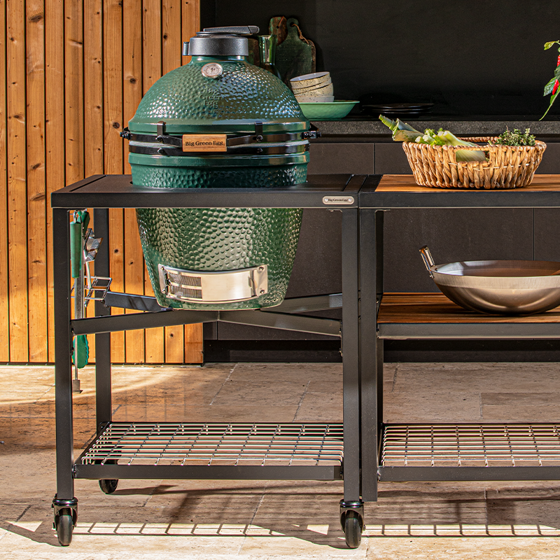 EGG Frame Medium — modulares Outdoorküchen-Basismodul für das Big Green Egg Medium